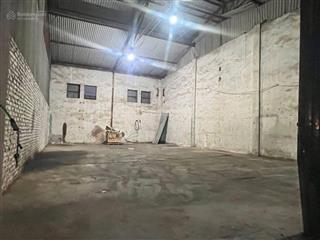 Cho thuê kho xưởng tại gia lâm  thị trấn yên viên, diện tích 130m2