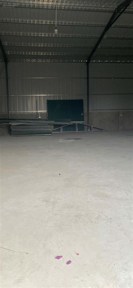 Cho thuê kho xưởng tại thị trấn phủ lỗ sóc sơn. diện tích 300m2