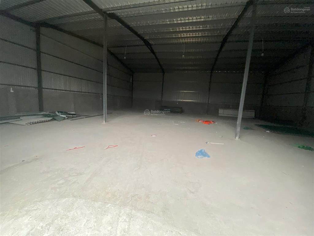 Cho thuê kho xưởng tại thị trấn phủ lỗ sóc sơn. diện tích 300m2