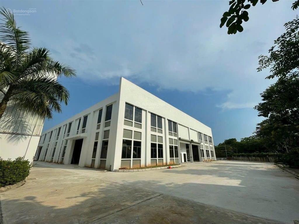 Cho thuê kho xưởng tại khu cn tân quang văn lâm. diện tích 2500m2* 2 tầng