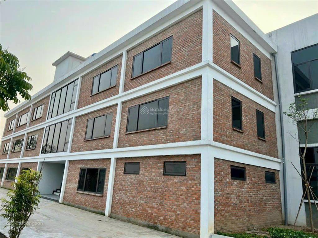 Cho thuê kho xưởng tại khu cn tân quang văn lâm. diện tích 2500m2* 2 tầng