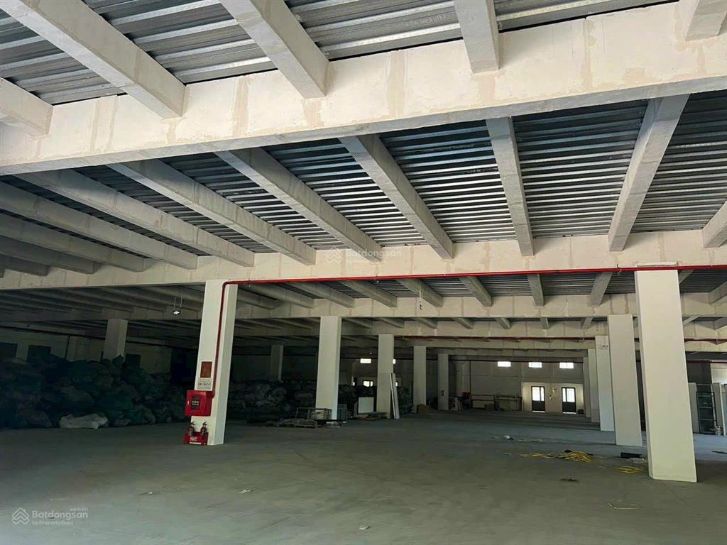 Cho thuê kho xưởng tại khu cn tân quang văn lâm. diện tích 2500m2* 2 tầng