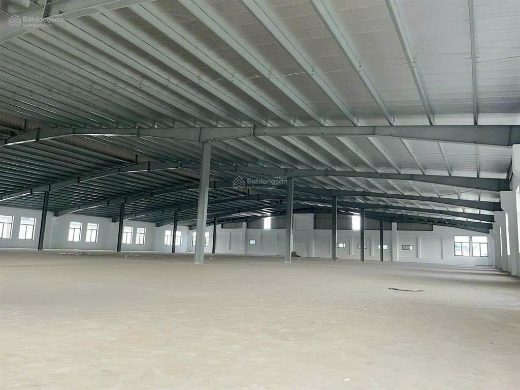 Cho thuê kho xưởng tại khu cn tân quang văn lâm. diện tích 2500m2* 2 tầng