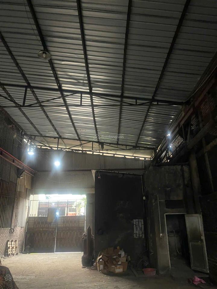 Cho thuê kho xưởng tại p từ sơn bắc ninh. diện tích 600m2, cao 9m