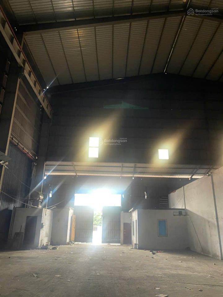 Cho thuê kho xưởng tại p từ sơn bắc ninh. diện tích 700m2, cao 15m