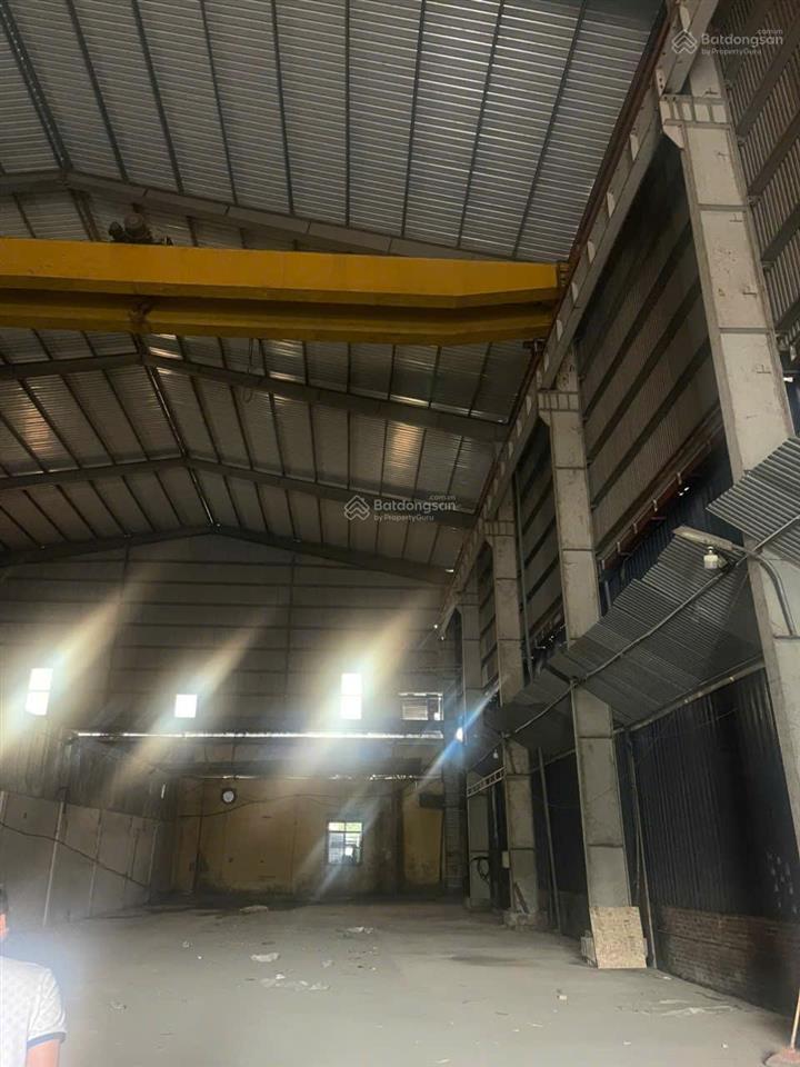 Cho thuê kho xưởng tại p từ sơn bắc ninh. diện tích 700m2, cao 15m