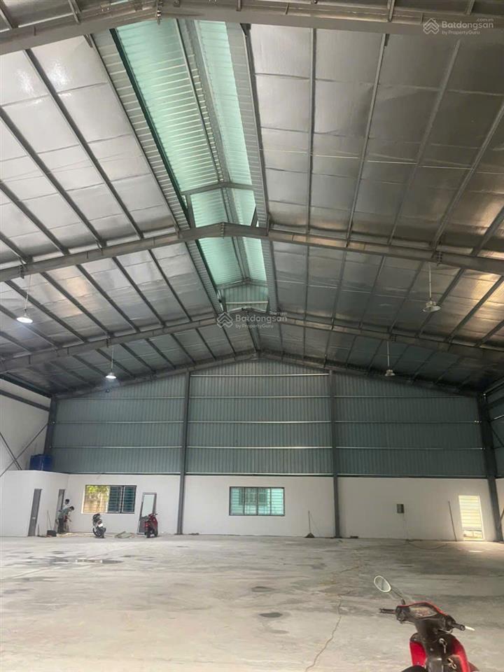 Cho thuê kho xưởng tại p. từ sơn  bắc ninh. diện tích 1200m2, cao 11m