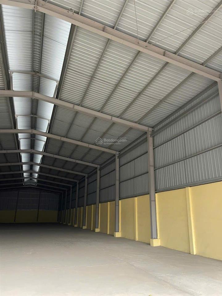 Cho thuê kho xưởng tại p việt hưng long biên. diện tích 1000m2, cao 13m