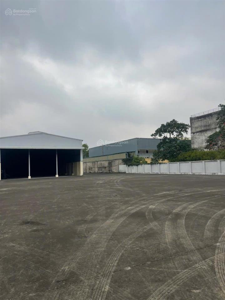 Cho thuê kho xưởng tại p việt hưng long biên. diện tích 1000m2, cao 13m