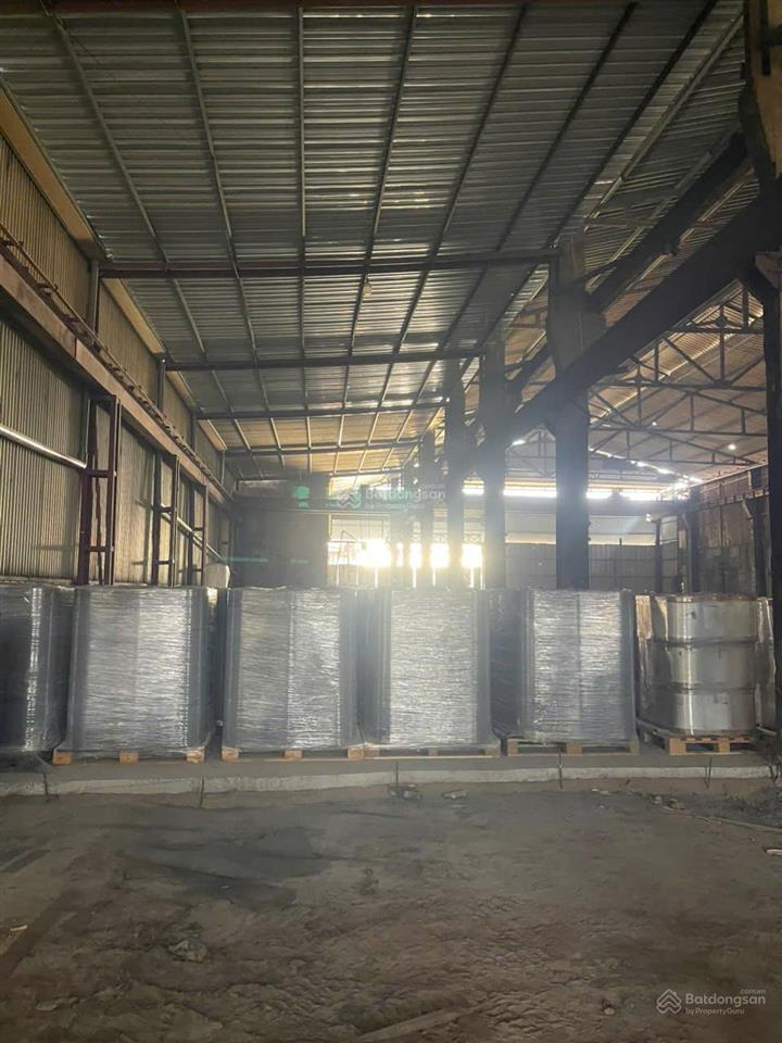 Cho thuê kho xưởng tại từ sơn bắc ninh. diện tích 750m2, 2 cẩu trục 5 tấn