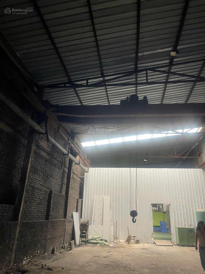 Cho thuê kho xưởng tại p từ sơn bắc ninh. diện tích 2100m2