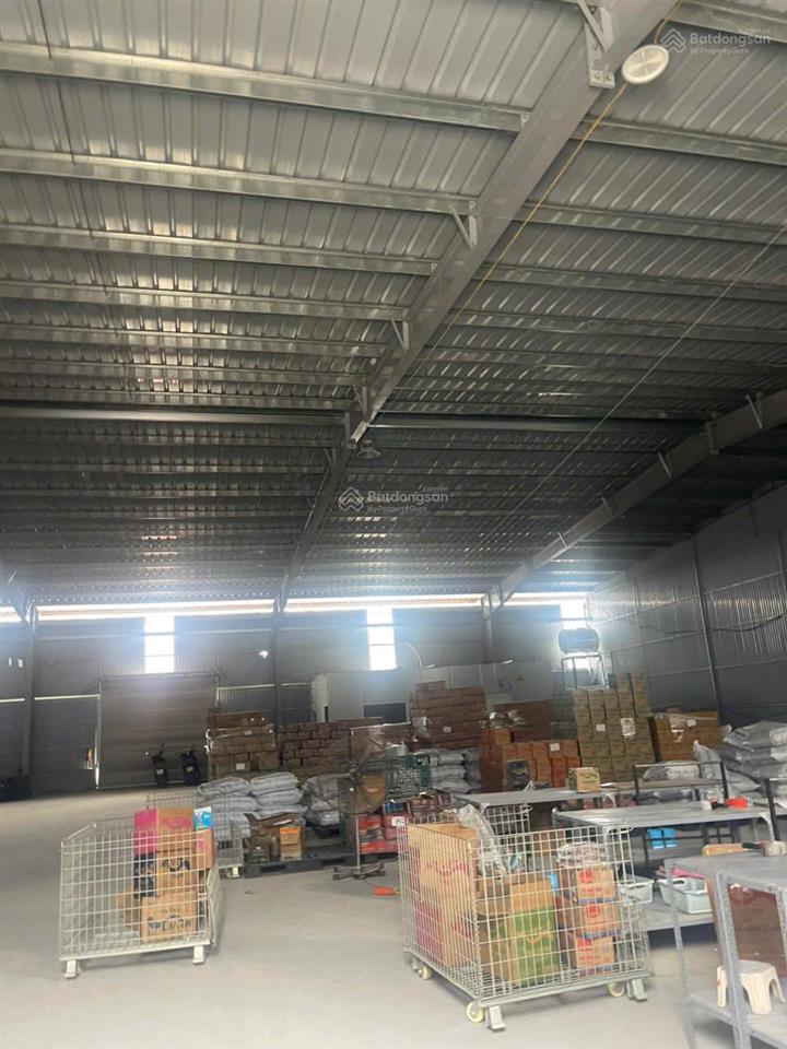Cho thuê kho xưởng tại xã phù đổng gia lâm. diện tích 1100m2, vách 8,5m