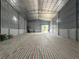 Cho thuê kho xưởng tại p cự khối  long biên. diện tích 200m², trần cao 7m