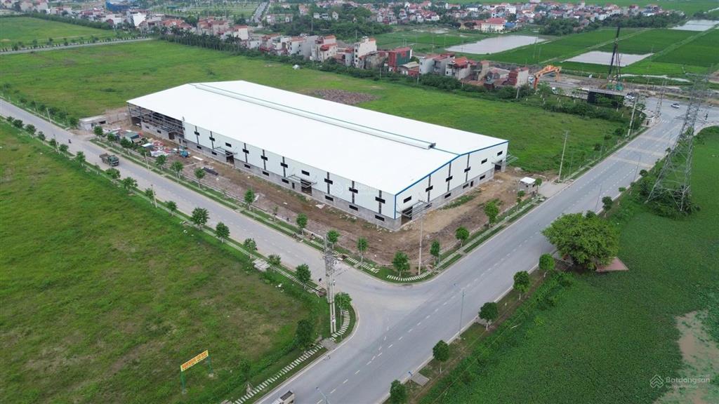 Cho thuê kho xưởng tại khu cn đồng văn  duy tiên. diện tích 10.000m2, cao 13m