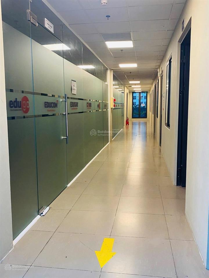 Cho thuê văn phòng tại mê linh khu cn quang minh  mê linh. diện tích 1200m2
