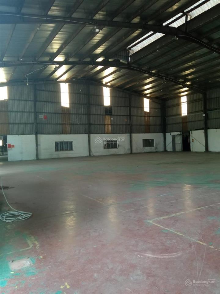 Chuyển nhượng nhà xưởng p việt hưng  long biên. diện tích đất 1337m2, xưởng 1000m2