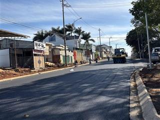 Siêu phẩm 2 mặt tiền 11x30m 266 phan huy chú daklak