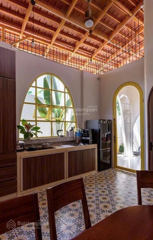 Cho thuê nhà cấp 4 mới full nội thất ở liền