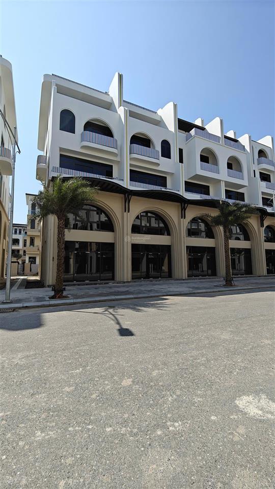 Bán gấp song lập văn giang hưng yên 136m²  vị trí đẹp, giá chỉ 21 tỷ