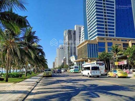 Hạ 5 tỷ bán nhanh lô đất mt võ nguyên giáp view biển cực đẹp. dt 315m2 ngang 12m giá chỉ 4x tỷ