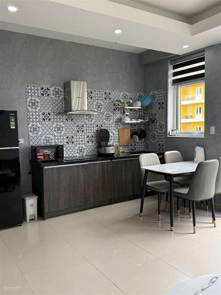 Cho thuê căn hộ 82m2 harmony, gồm 2 phòng ngủ, 2wc, giá thuê nhanh 20triệu/tháng, đầy đủ nội thất