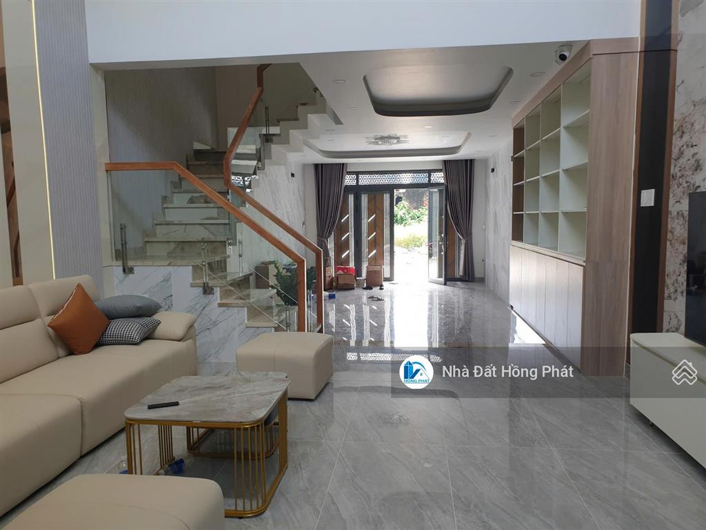 Siêu phẩm nhà phố xinh 5x17, lửng + 2 lầu + sân thượng gần chợ bà điểm, chợ đầu mối hm