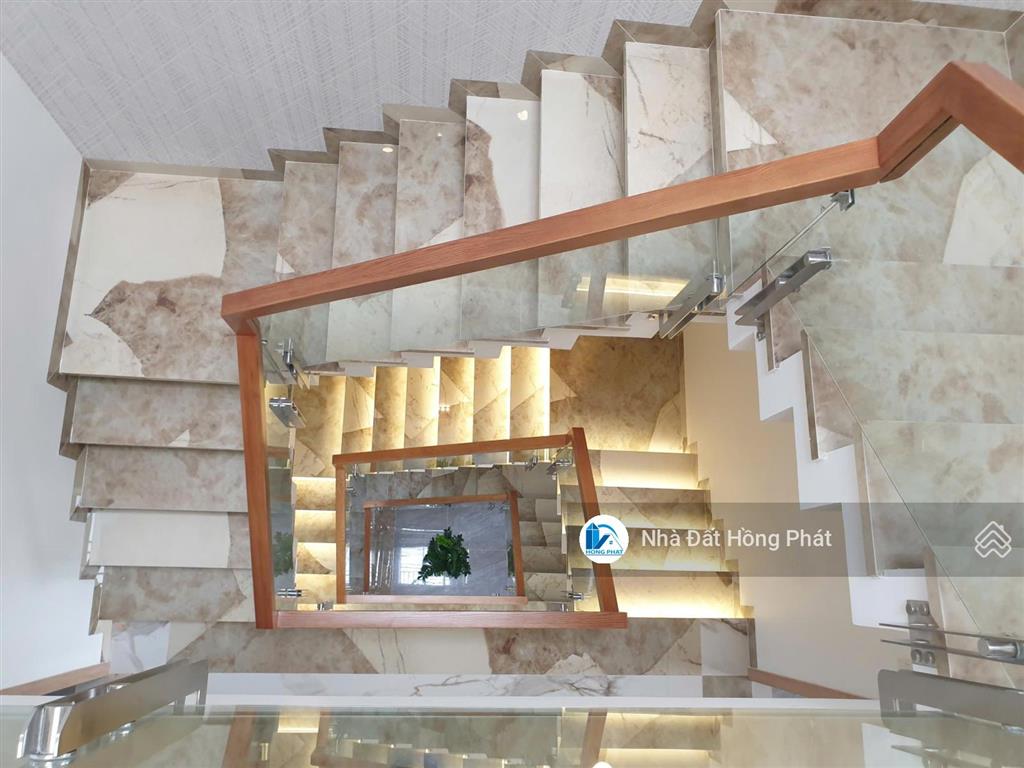 Siêu phẩm nhà phố xinh 5x17, lửng + 2 lầu + sân thượng gần chợ bà điểm, chợ đầu mối hm