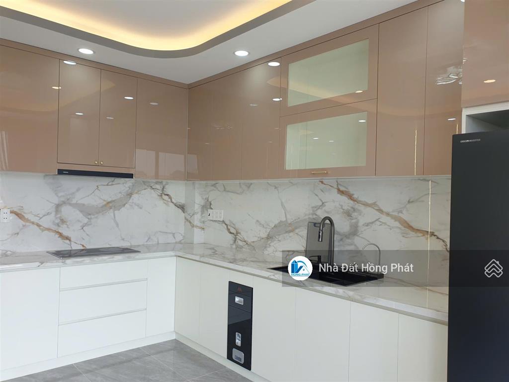 Siêu phẩm nhà phố xinh 5x17, lửng + 2 lầu + sân thượng gần chợ bà điểm, chợ đầu mối hm