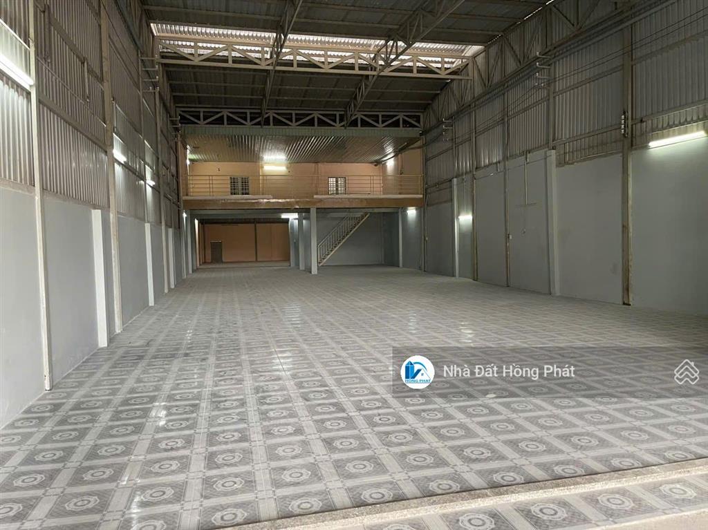 Xưởng bán dt 11x50, mặt tiền đông thạnh 3, gần chợ đông thạnh, hl80b