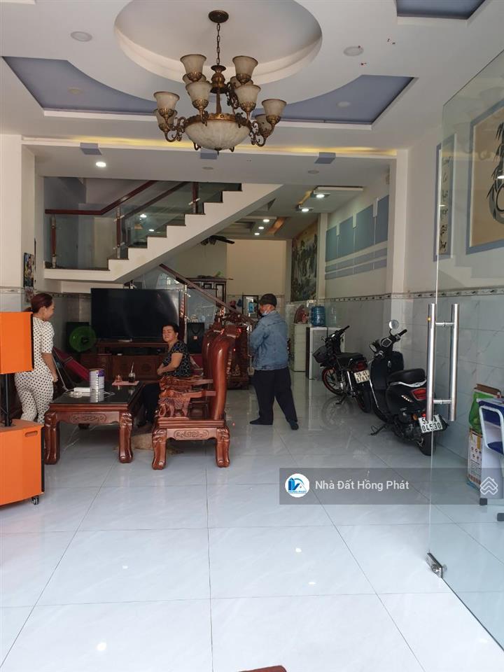 Hot  bán gấp nhà 2 lầu dt 5x20, đường 6m, gần chợ tân phú cường, tân thới nhất q12