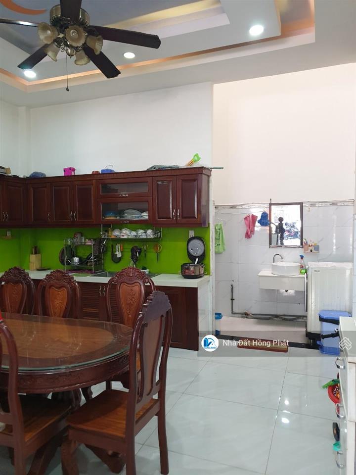 Hot  bán gấp nhà 2 lầu dt 5x20, đường 6m, gần chợ tân phú cường, tân thới nhất q12
