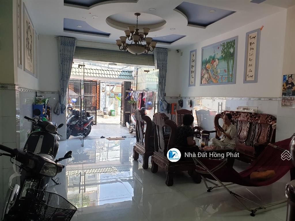 Hot  bán gấp nhà 2 lầu dt 5x20, đường 6m, gần chợ tân phú cường, tân thới nhất q12