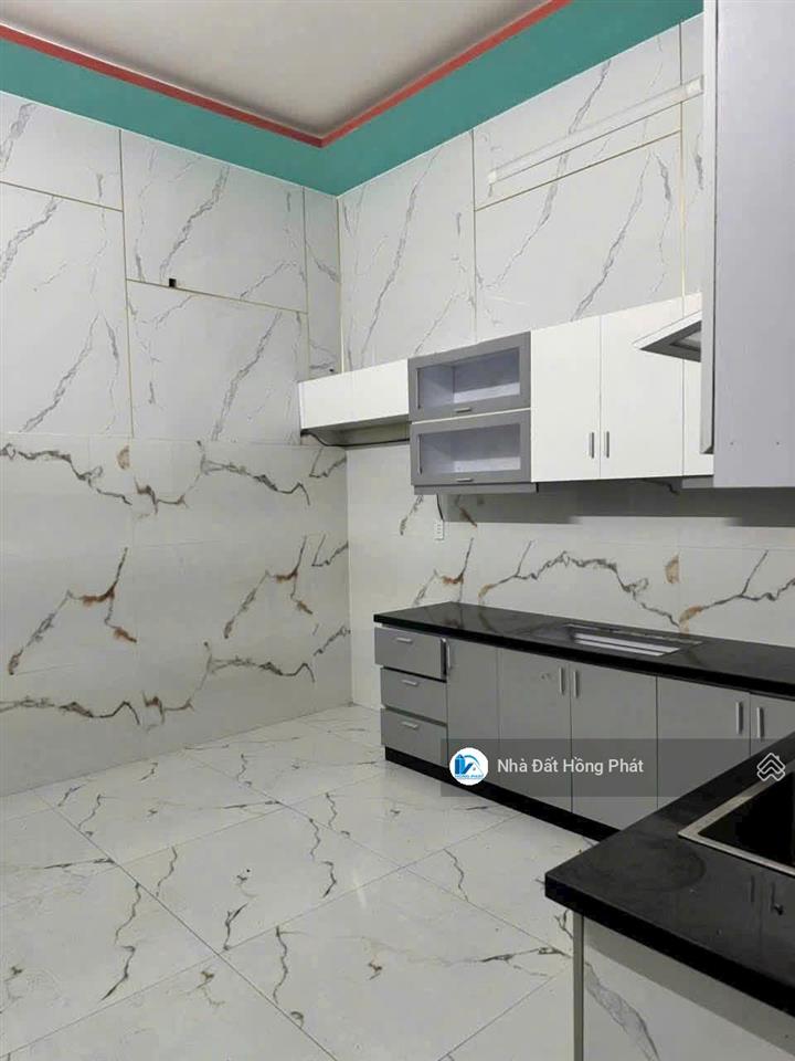 Nhà lầu + mái ngói dt 4x19, 1/nguyễn ảnh thủ, gần ngã 4 trung chánh