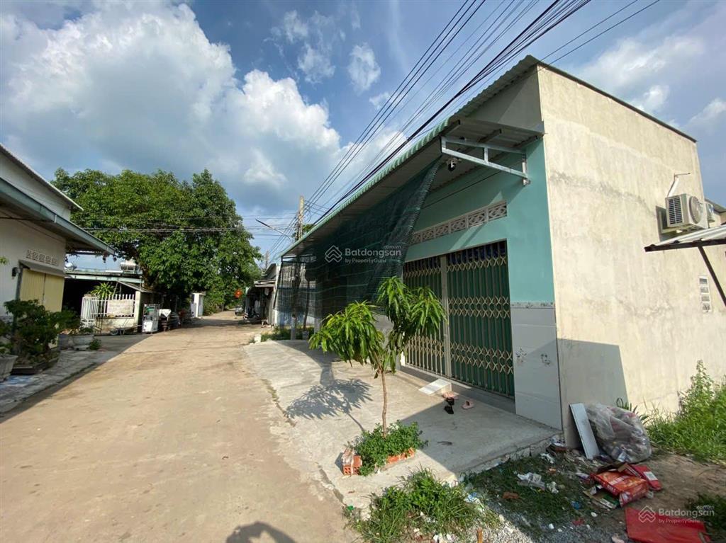 Cần bán dãy kios hai mặt tiền thu nhập cao