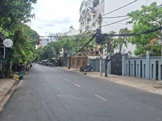 Mặt tiền đường số lâm văn bền,gần lotte mart,4x23m,khu vực xây cao tầng.sổ vuông vức.nhỉnh 13 tỷ