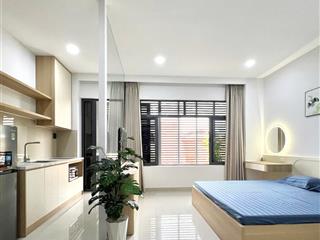 Cho thuê chdv phòng 40m2 máy giặt riêng, cửa sổ, ban công ở cù lao phú nhuận gần trường sa, quận 1