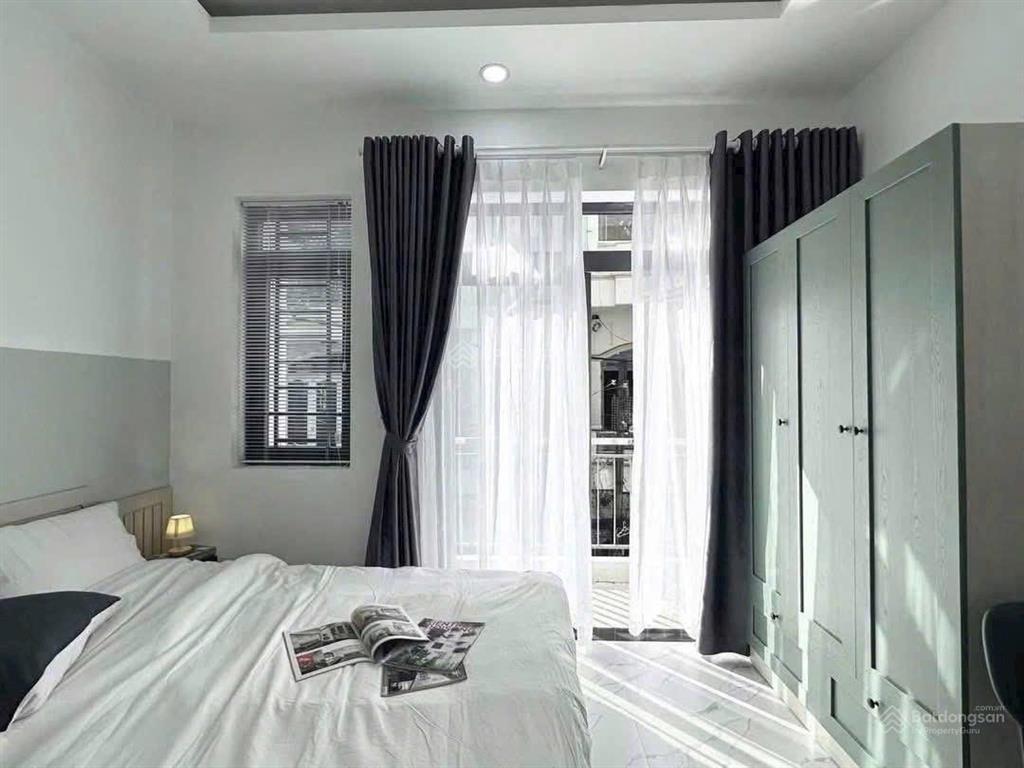 Cho thuê căn hộ 35m2 có ban công máy giặt riêng gần phan xích long phú nhuận gần quận 1, sân bay