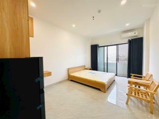 Cho thuê căn hộ full nội thất ban công lớn gần chợ bà chiểu, cầu bông, trường sa thuận tiện đi q1