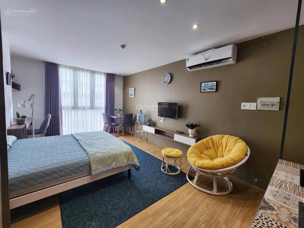 Cho thuê căn hộ 45m2 máy giặt riêng ban công của sổ lớn ở hoàng hoa thám bình thạnh gần cầu bông q1