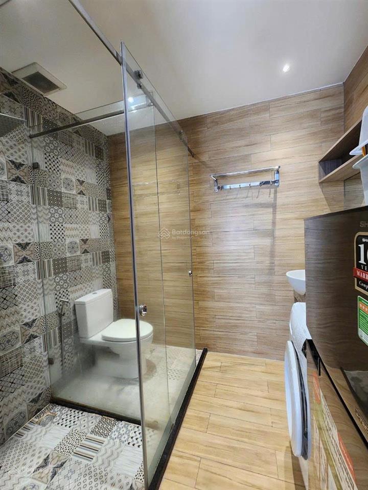 Cho thuê căn hộ 45m2 máy giặt riêng ban công của sổ lớn ở hoàng hoa thám bình thạnh gần cầu bông q1