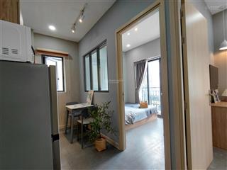 Cho thuê chdv 1pn 50m2 thang máy, full nội thất ngay trường sa phú nhuận giáp quận 1, quận 3