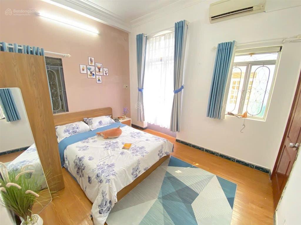 Cho thuê phòng trọ full nội thất cửa sổ lớn ở nguyễn đình chiểu phú nhuận gần phố phan xích long