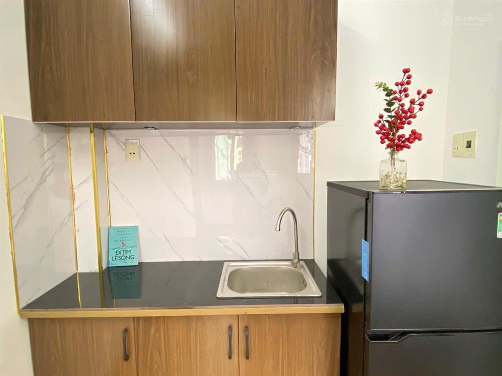 Cho thuê phòng trọ full nội thất cửa sổ lớn ở nguyễn đình chiểu phú nhuận gần phố phan xích long