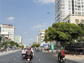 Rất gấp bán ! nhà đẹp 4tầng nhất chi mai, ngang 4m hơn giao cộng hoà nhỉnh 7tỷ hơn(tl mạnh)