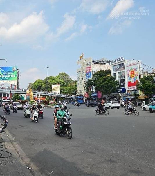 Bán gấp! nhà 5 tầng hoàng văn thụ  lê văn sỹ ngay vòng xoay lăng cha cả  chỉ 8.x tỷ xíu (tl mạnh)