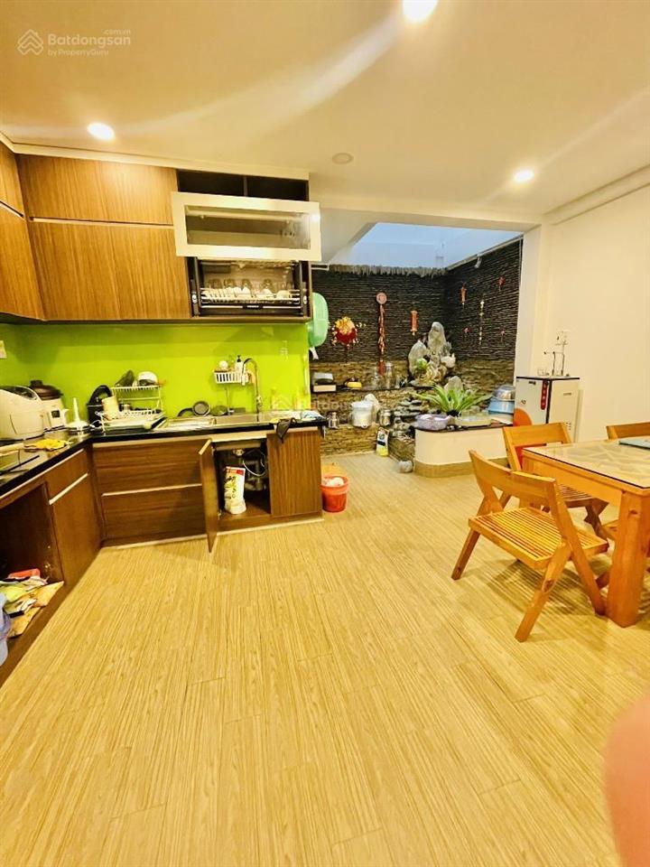 Ngay phạm văn hai sầm uất  siêu phẩm 4 tầng mặt tiền hẻm 8m xe hơi thông  nhỉnh 8 tỷ (tl nhanh)