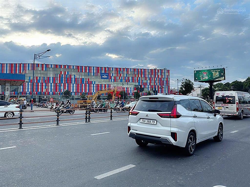 Hiếm! nhỉnh 7tỷ(tl) phan huy ích  siêu phẩm 5tầng 52m2  nt xịn  khu phân lô đb  xe hơi ngủ nhà