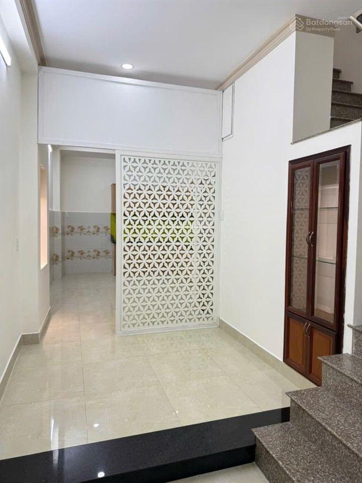 Lê văn sỹ hẻm 5m nhà đẹp ở ngon khu dân trí 3pn rộng nhỉnh 6tỷ( còn bớt xíu)