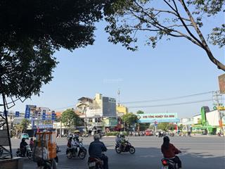 Nhỉnh 8 tỷ (tl) nhà 5 tầng khu vip phân lô cao tầng mt 8m xe tải tránh oto ngủ nhà  chủ thiện chí