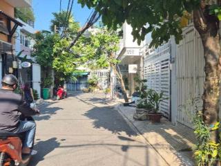 Gấp bán nhà trường chinh  mặt tiền xe tải tránh ngang 5m rộng đẹp  54m2  chỉ 9.xtỷ(tl)